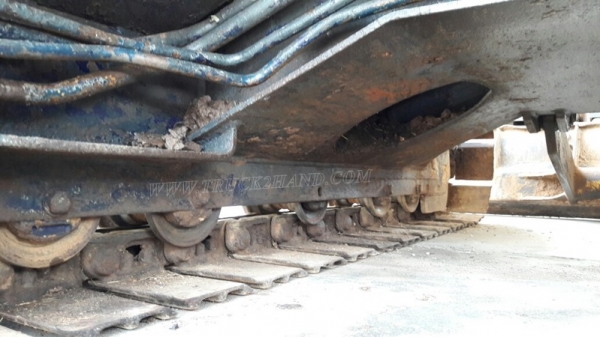 รถแบคโฮ KOMATSU PC 50UU มีหัวคลีบไม้และอ๋อยและบุ๋นกี๋แถมให้ พร้อมอะหลั่ย