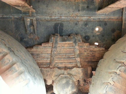 รถแบคโฮ KOMATSU PC 50UU มีหัวคลีบไม้และอ๋อยและบุ๋นกี๋แถมให้ พร้อมอะหลั่ย