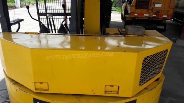 รถแบคโฮ KOMATSU PC 50UU มีหัวคลีบไม้และอ๋อยและบุ๋นกี๋แถมให้ พร้อมอะหลั่ย