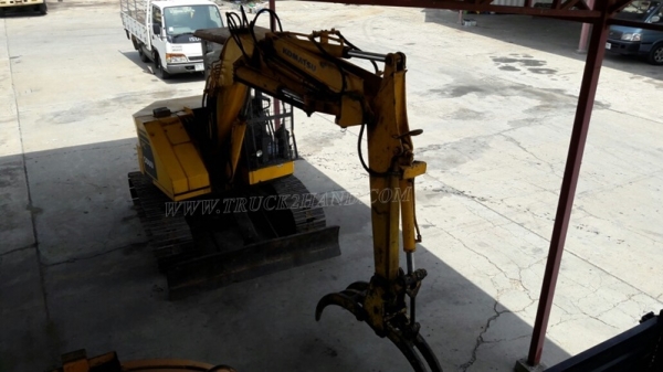 รถแบคโฮ KOMATSU PC 50UU มีหัวคลีบไม้และอ๋อยและบุ๋นกี๋แถมให้ พร้อมอะหลั่ย