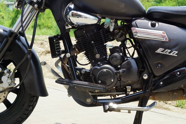 วุฒิ นนบุรี ขาย keeway Superlight 200cc. สภาพดีทะเบียนพร้อมโอน