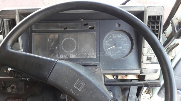 6 ล้อดัมพ์ ISUZU  รุ่น FSR11H  160 แรงม้า