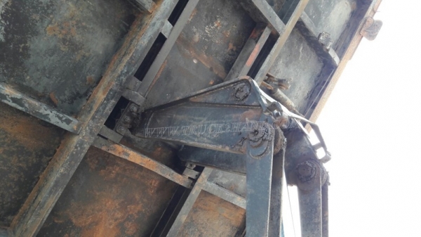 6 ล้อดัมพ์ ISUZU  รุ่น FSR11H  160 แรงม้า