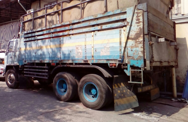 ขายราคา 555,000บ สิบล้อ อีซูซุ ร็อคเล็ก FVM12NY175เพาเดียว ดั้มมีเนียม สภาพดีหัวบางเดิมสวยพร้อมใช้ ทะเบียนพร้อมโอน ขายราคา 555,000บ สิบล้อ อีซูซุ ร็อคเล็ก FVM12NY175เพาเดียว ดั้มมีเนียม สภาพดีหัวบางเดิมสวยพร้อมใช้ ทะเบียนพร้อมโอน