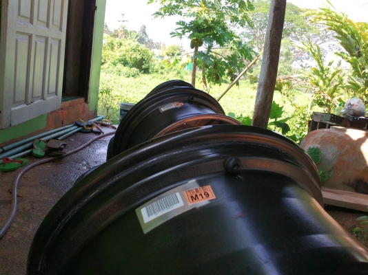 ขายครับติดรถ BT50PRO ปี16 10000 บาท ต่อรองได้