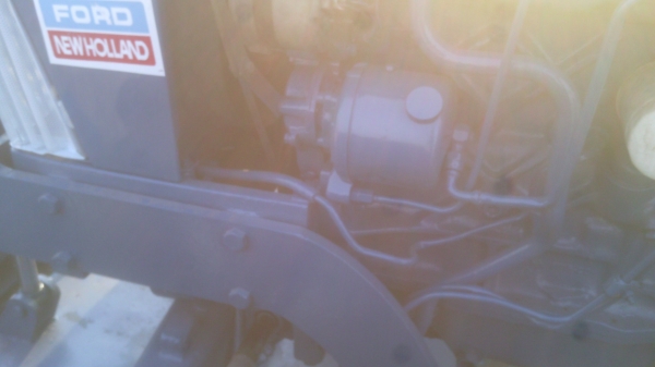 ขายรถไถฟอรด็รุถ่น6610    สองเพลาคานหน้าคาลาโล่   มีใบอินวอย0810076640