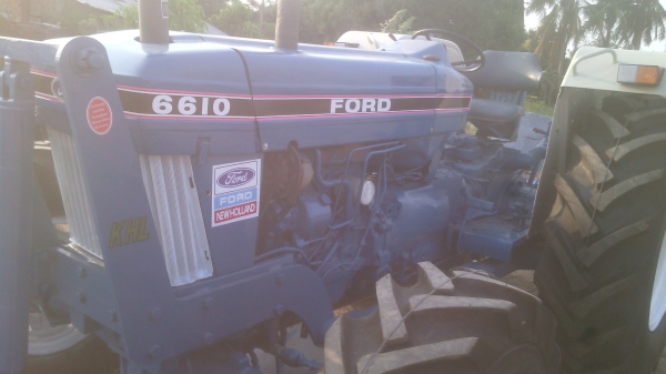 ขายรถไถฟอรด็รุถ่น6610    สองเพลาคานหน้าคาลาโล่   มีใบอินวอย0810076640