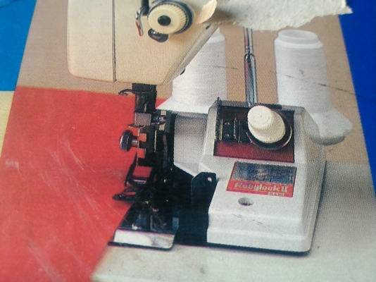 OVERLOCK STITCHER ชุดเย็บโพ้งเย็บริมผ้าเป็นอุปกรณ์เสริมสำหรับติดจักรเย็บผ้าที่มีอยู่แล้วได้ทุกรุ่น