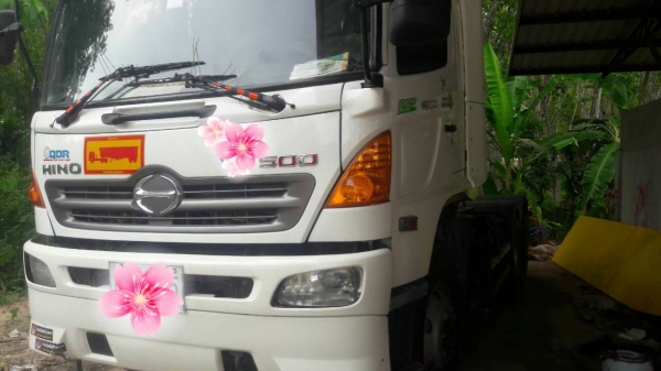 ขายหัวรถบรรทุก10ล้อ HINO 380แรงม้า ปี51 ราคา 1,700,000