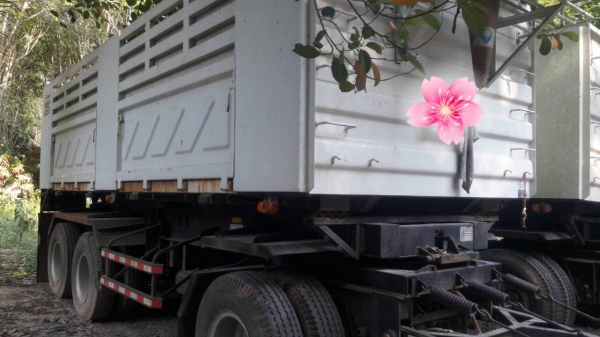 ขายหางพ่วง 3เพลาแท้ ทะเบียนพร้อม ปี55 ราคา 600,000 ติดต่อคุณ เห็ดตรัง 087-283-6792 093-712-4055 ขายหางพ่วง 3เพลาแท้ ทะเบียนพร้อม ปี55 ราคา 600,000 ติดต่อคุณ เห็ดตรัง 087-283-6792 093-712-4055