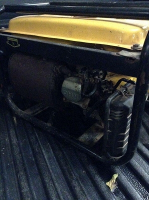 เครื่องปั่นไฟ 2 ตัว