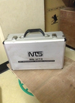 ขาย ไมค์ลอย ย่านUHF ถ่านAA