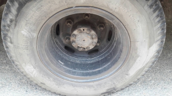 ขายหกล้อบรรทุกตู้แห้ง HINO DUTRO 136 แรง ปี45 รถมือ1ออกห้างสภาพใหม่กิ๊บ ขายหกล้อบรรทุกตู้แห้ง HINO DUTRO 136 แรง ปี45 รถมือ1ออกห้างสภาพใหม่กิ๊บ