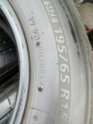 195/65R15  BRIDGESTONE ECOPIA EP200 ปี14 ชุด 4 เส้น tel.081-427-3941 ไอดีไลน์  0814273941