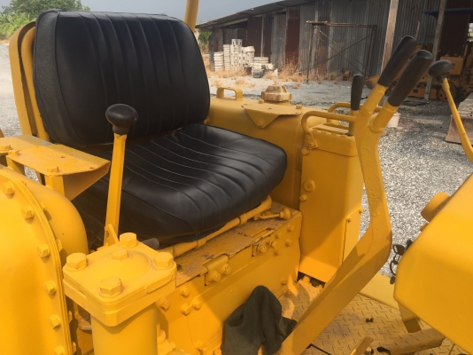 ขายรถแทรคเตอร์Komatsuรุ่นD21-3 นำเข้าจากญี่ปุ่น ไม่เคยใช้งานในไทย มีใบอินวอย สภาพดีพร้อมใช้งาน ขายรถแทรคเตอร์Komatsuรุ่นD21-3 นำเข้าจากญี่ปุ่น ไม่เคยใช้งานในไทย มีใบอินวอย สภาพดีพร้อมใช้งาน