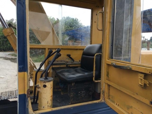 komatsu pc60-3สภาพดีพร้อมใช้ komatsu pc60-3สภาพดีพร้อมใช้