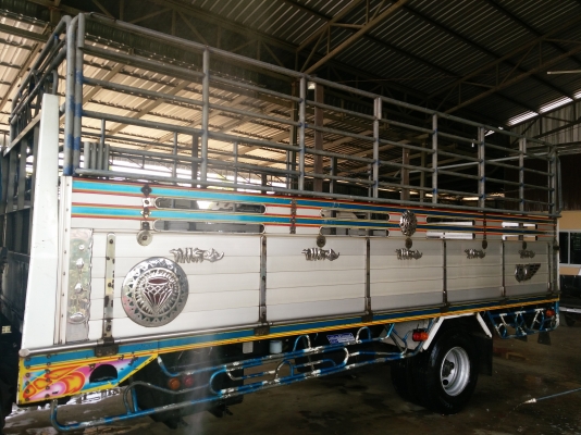 ขายหกล้อเม้กาเครื่อง145 กระบะปิเนียม ปี49 ยางเรเดียลใหม่หมดทั้ง6เส้น รถสวยมากๆพร้อมใช้งานได้เลยโทร 0616892888