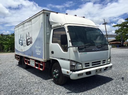 ขาย 6 ล้อตู้แห้ง NPR ยูโร 2 เครื่อง 130 แรงเทอโบ ปี 2006 - 2549 กระบะยาว 5 ม. พวงมาลัยเพาเวอร์ รถออกมือ 1