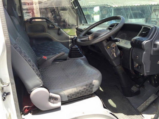 ขาย 6 ล้อตู้แห้ง NPR ยูโร 2 เครื่อง 130 แรงเทอโบ ปี 2006 - 2549 กระบะยาว 5 ม. พวงมาลัยเพาเวอร์ รถออกมือ 1