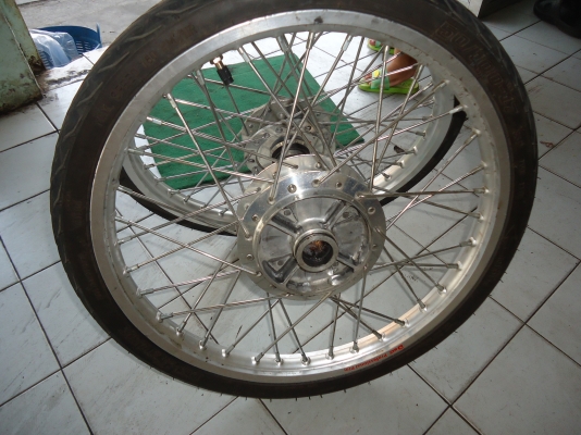 ล้อพร้อมดุมHonda wave110 i หัวฉีด ลด 420.- ล้อพร้อมดุมHonda wave110 i หัวฉีด ลด 420.-