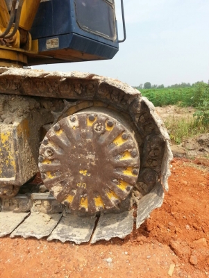 ขายรถแบคโฮ KOMATSU PC200-5 ไฟฟ้าครบ คอลโทรลสั้น ซีเรียลสูง ราคา 670000 ขายรถแบคโฮ KOMATSU PC200-5 ไฟฟ้าครบ คอลโทรลสั้น ซีเรียลสูง ราคา 670000