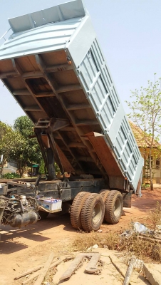 ขายดาวน์ 10 ล้อ ร็อคกี้นางฟ้า