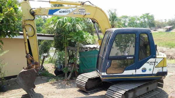 ขายรถแบคโฮ KOBELCO SK60-/// ระะบบไฟเต็ม ใบแจ้งจำหน่าย ราคา 530000