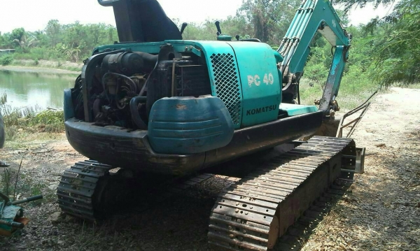 ขายรถแบคโฮ KOMATSU PC40-7 ราคา 340000 ขายรถแบคโฮ KOMATSU PC40-7 ราคา 340000