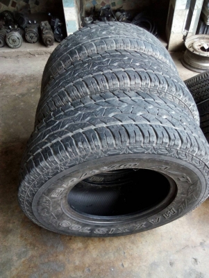 265/70R16 MAXXIS 700 BRAVO A/T ตัวหนังสือขาว สวย ทนทาน มี 3 เส้น tel.081-427-3941 ไอดีไลน์ 0814273941
