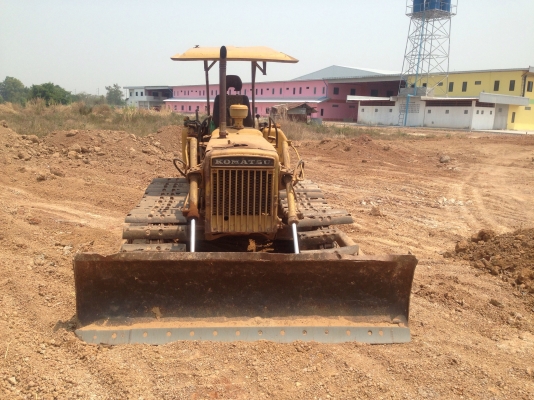 ขายครับครับD2สภาพพร้อมใช้งานรถใช้งานทุกวันครับเสร็จงานขายครับ