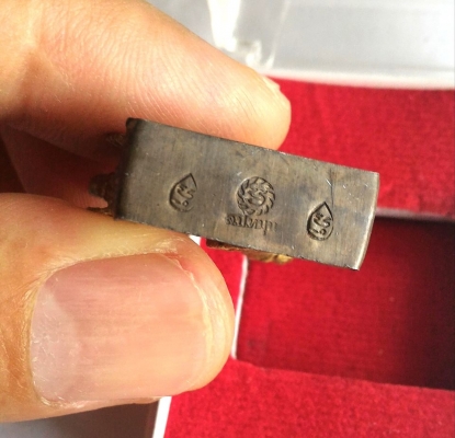 สิงห์ หลวงปู่หมุน ลอยองค์ โค๊ตแท้ใต้ฐานงามๆ มีหนึ่งเดียวนะครับ เด่นด้านอำนาจ วาสนา บารมี