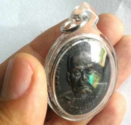 หลวงปู่หมุน อายุยืน โค๊ตแท้หน้าหลัง เลี่ยมกันน้ำให้สวย จากกรรมการวัด มีหนึ่งเดียวนะครับ คุณค่าที่ควรสะสม