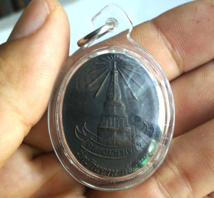 หลวงปู่หมุน อายุยืน โค๊ตแท้หน้าหลัง เลี่ยมกันน้ำให้สวย จากกรรมการวัด มีหนึ่งเดียวนะครับ คุณค่าที่ควรสะสม