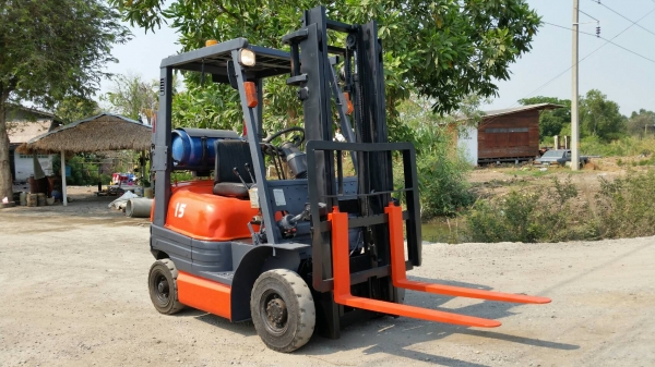 ขายด่วนรถยก TOYOTA 6FGยก1.5ตันเสาสูง3เมตรยางตัน4เส้น2ระบบแก็สเบนซินรถนอกยังไม่เคยใช้งานในเมืองไทยเลย=รุ่นใหม่ขายถูกๆๆ