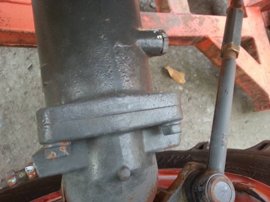 คูโบต้า L3608 4 WD พร้อมใบมีดดันหน้าตราช้าง 833 ชั่วโมง