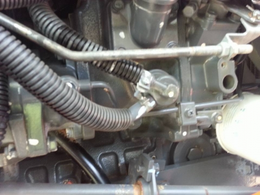 คูโบต้า L3608 4 WD พร้อมใบมีดดันหน้าตราช้าง 833 ชั่วโมง