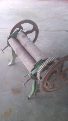 เครื่องรีดยางพารา