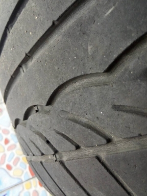 แม็กลาย CE28 ขอบ 16 กว้าง 7 พร้อมยาง 4 รู 114 ราคา 6500 บาท