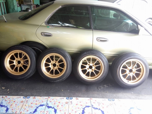 แม็ก RF1 ขอบ 15 กว้าง 8 ออฟ 25 พร้อมยางดอกล้นๆ