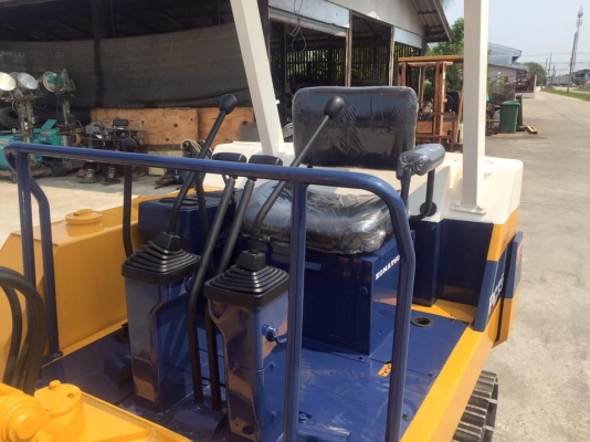 รถขุด KOMATSU PC15-2 นำเข้า มือสองญี่ปุ่น