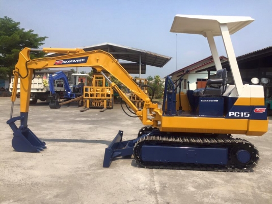 รถขุด KOMATSU PC15-2 นำเข้า มือสองญี่ปุ่น