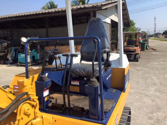 รถขุด KOMATSU PC20-5 ทำสีใหม่ นำเข้า มือสองญี่ปุ่น