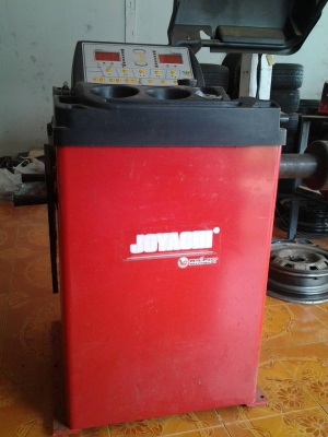 ขายเครื่องถ่วงล้อ