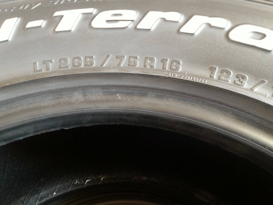 ขายยาง BF 265 75 16 USA