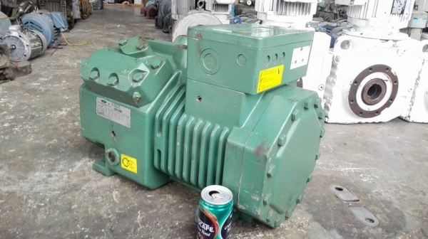 *** ขายแล้วครับ!! *** คอมเพลสเซอร์ทำความเย็น BITZER Made in Germany ไฟ 380V สภาพใหม่กริ้บๆ 98\% มาเทสก่อนได้ครับ