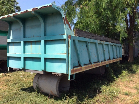 ..ขายกระบะดั๊ม10 ล้อ(มิตซูไอ้หลง)กระบอกดั้มสามสามมิตรกว้าง 2 เมตร 50 ยาวเมตร ราคา 95,000 บาท ศุภากร 081-1903107, 081-4252943