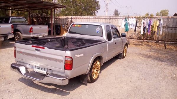 ขายD4D2500 ปี03 ระบบABS แอร์แบ็ก แม็ก18 รถสวยพร้อมใช้ ราคา250000 โท0814337437เอ็ม ขายD4D2500 ปี03 ระบบABS แอร์แบ็ก แม็ก18 รถสวยพร้อมใช้ ราคา250000 โท0814337437เอ็ม