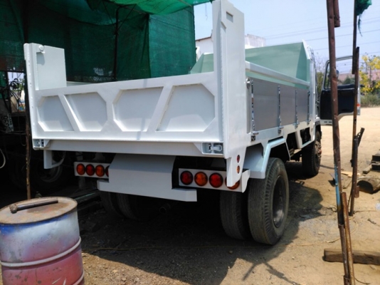 ขายรถบรรทุกหกล้อดั้มอีซูซู ร้อคกี้ เครื่อง 185 แรงม้า 6BF1-แน่นมากๆ รถประกอบดั้มยิงหน้ากระเนียม