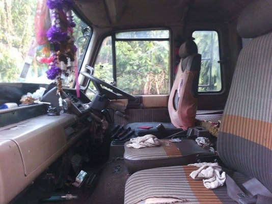 ขาย10ล้อร่อง1เพลา ยูดี เครื่อง185 ho7c แชชซีสวยเครื่องดีสภาพพร้อมวิ่งงาน เอกสารเล่มทะเบียนครบ ขาย10ล้อร่อง1เพลา ยูดี เครื่อง185 ho7c แชชซีสวยเครื่องดีสภาพพร้อมวิ่งงาน เอกสารเล่มทะเบียนครบ