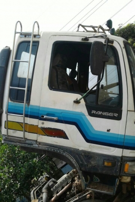 สิบล้อ ฮีโน่ FM3H195ปี39ดั้มกะบะมีเนียม เครืองเกียร์เดิม 2เพา สภาพดีเดิมๆพร้อมใช้งาน ทะเบียนพร้อมโอน